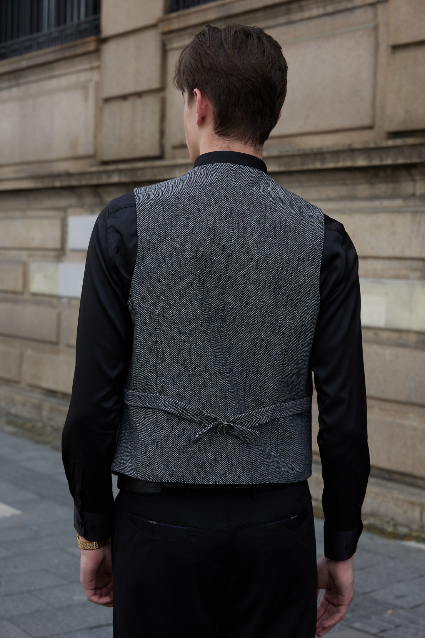 Yiaisafa Men's Casual Suit Vest Herringbone Notch Lapel Waistcoat