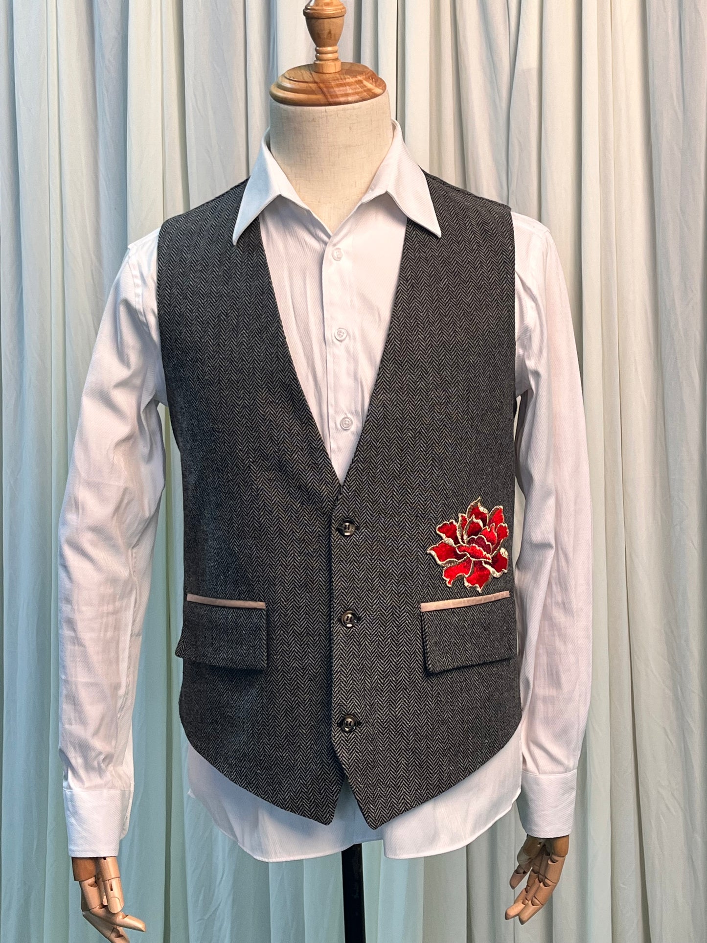 Yiaisafa Men's Suit Vest V Neck Wool Wedding Waistcoat with Red Hand Embroidered