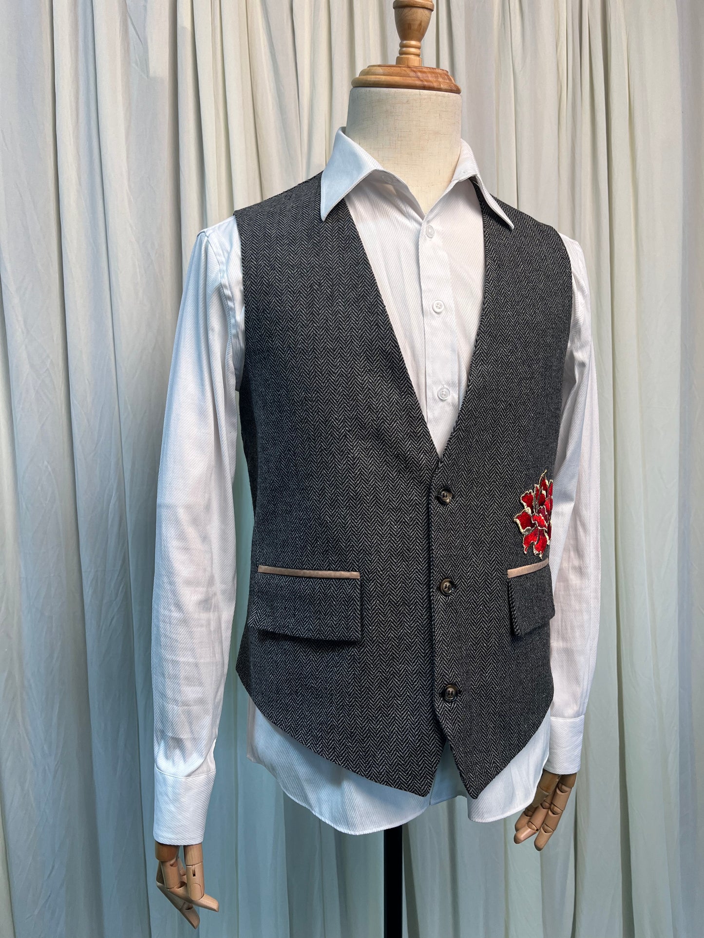 Yiaisafa Men's Suit Vest V Neck Wool Wedding Waistcoat with Red Hand Embroidered