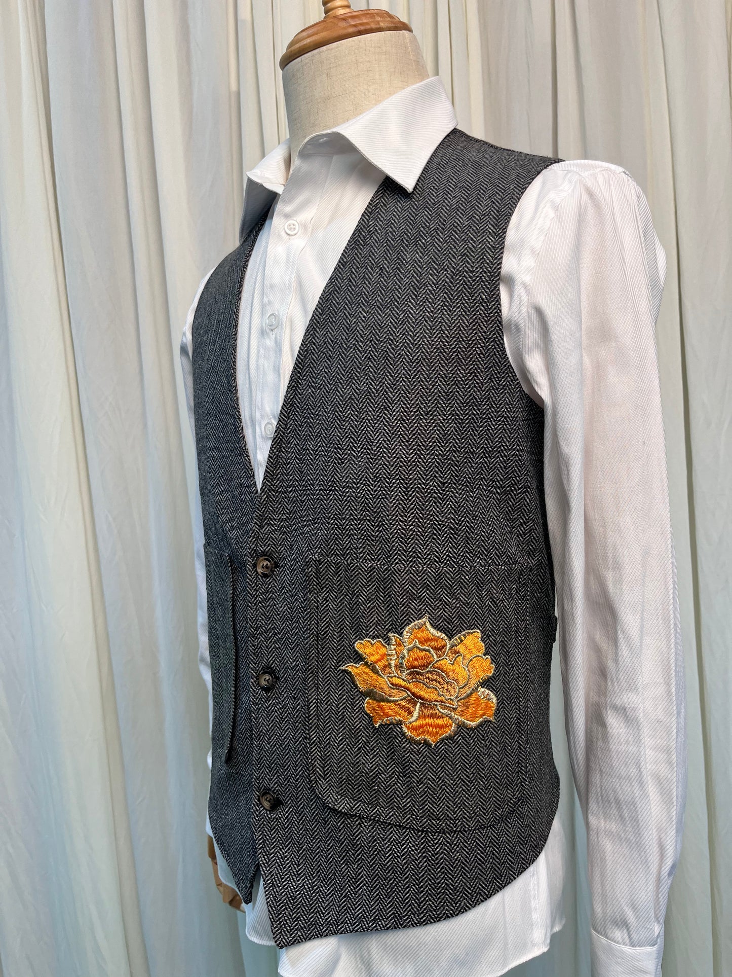Yiaisafa Retro Mens Tweed Vest V Neck Wool Herringbone Wedding Waistcoat