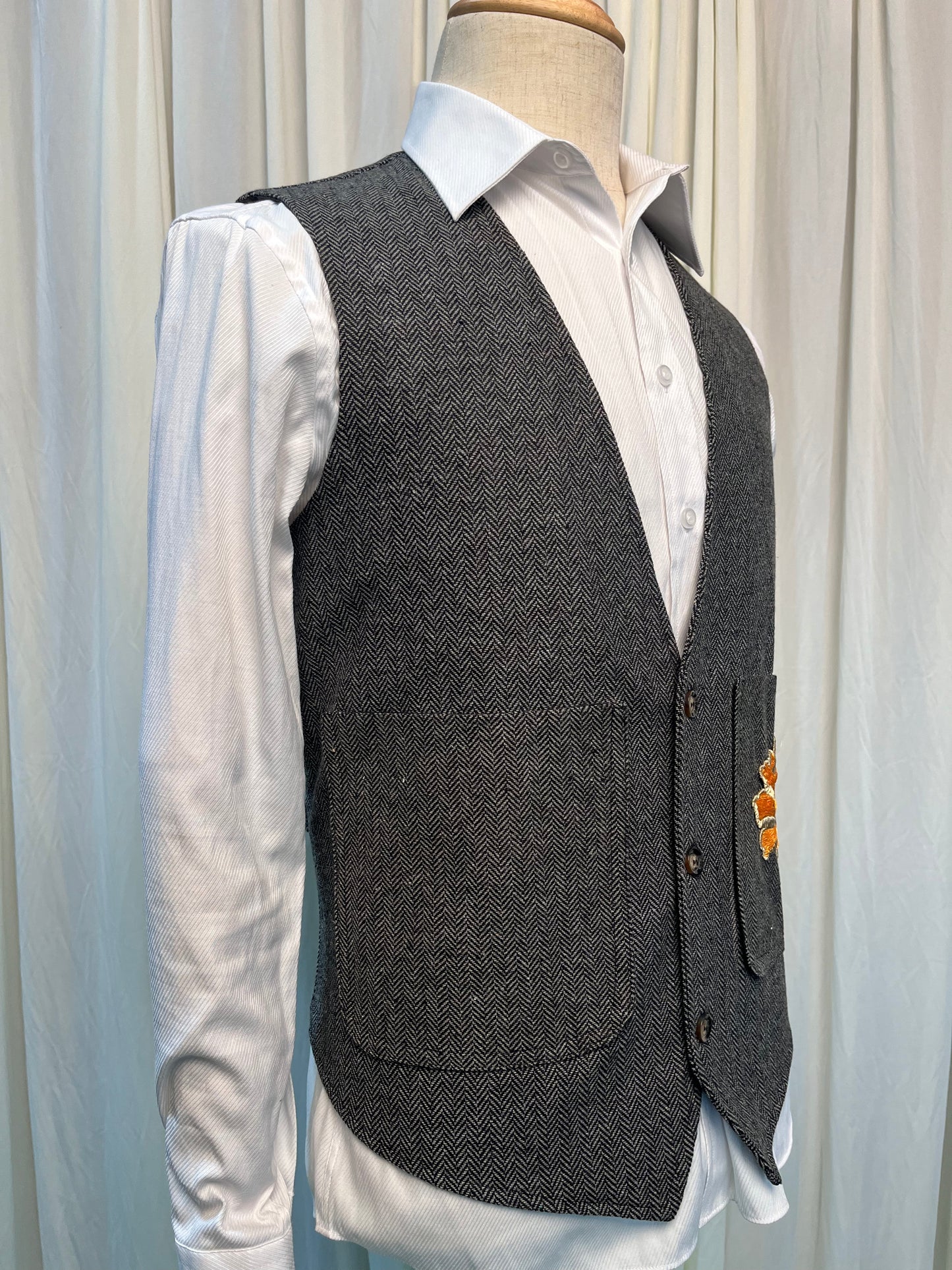 Yiaisafa Retro Mens Tweed Vest V Neck Wool Herringbone Wedding Waistcoat