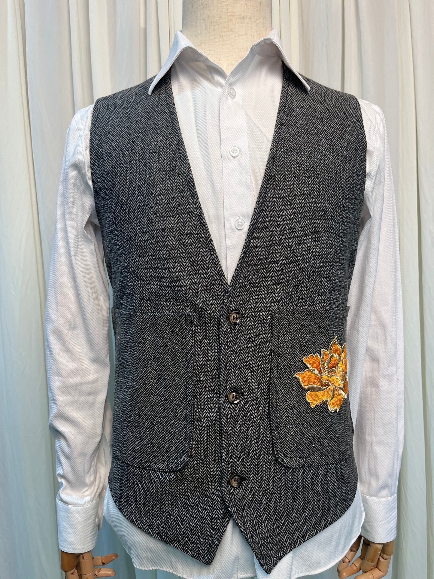 Yiaisafa Retro Mens Tweed Vest V Neck Wool Herringbone Wedding Waistcoat