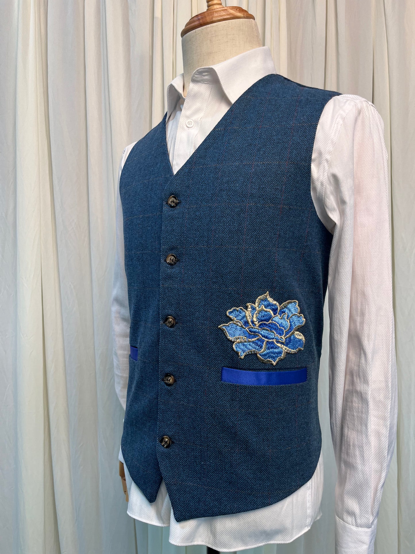 Yiaisafa Men's Herringbone Tweed Suit Vest Retro Wool Wedding Waistcoat