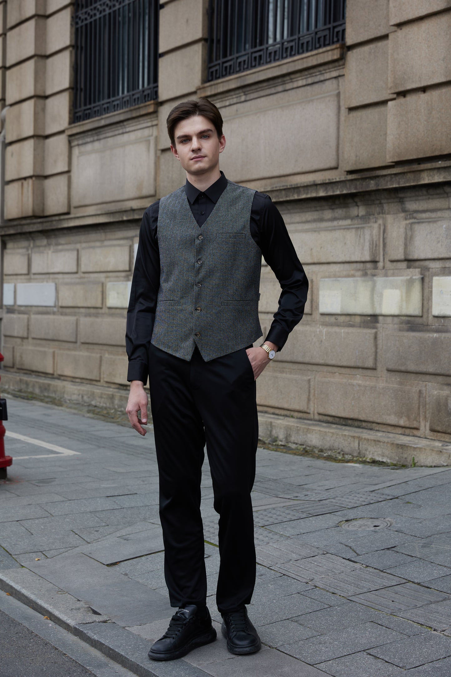 Yiaisafa Mens Suit Vest Formal Dress Vest Buesiness Single Breasted Waistcoat